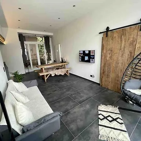 Mya Lenas Suite Irrel Exterior photo